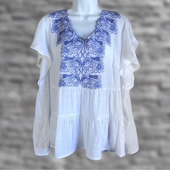 CATO NWT Women’s Plus Size White Bohemian Blue Embroidered Blouse - Picture 1 of 6